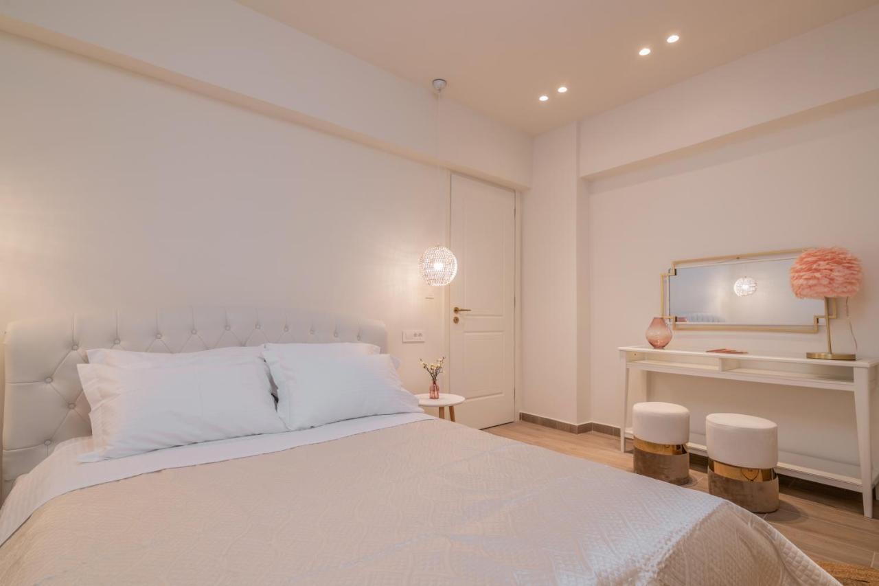 Blush & Crema Apartments Zakynthos Town Exterior photo